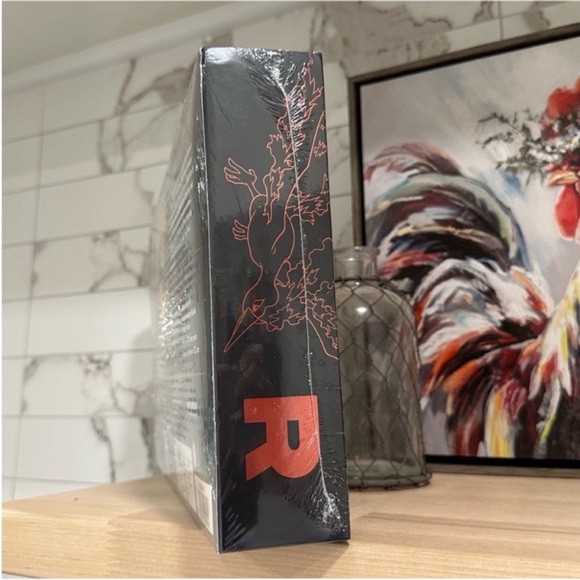 New! Pokémon TCG Team Rocket’s Moltres ex Ultra-Premium Collection - Picture 7 of 8